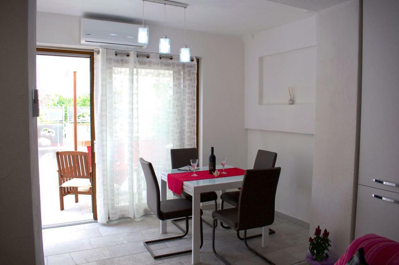 Purple Flower Suite Apartment Cala Gonone Luaran gambar